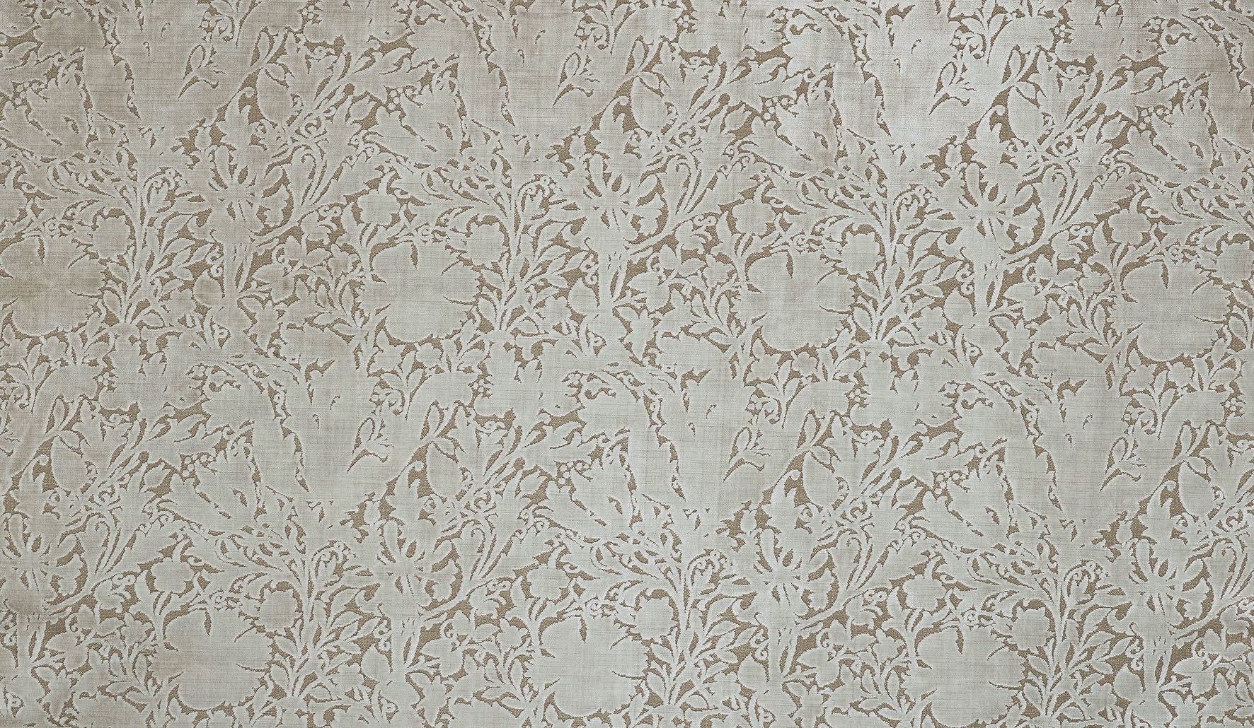 Текстиль William Morris By Ashley Wilde Flora & Foliage Vol 1 COMPTON SILHOUETTE VELVET CLOUD