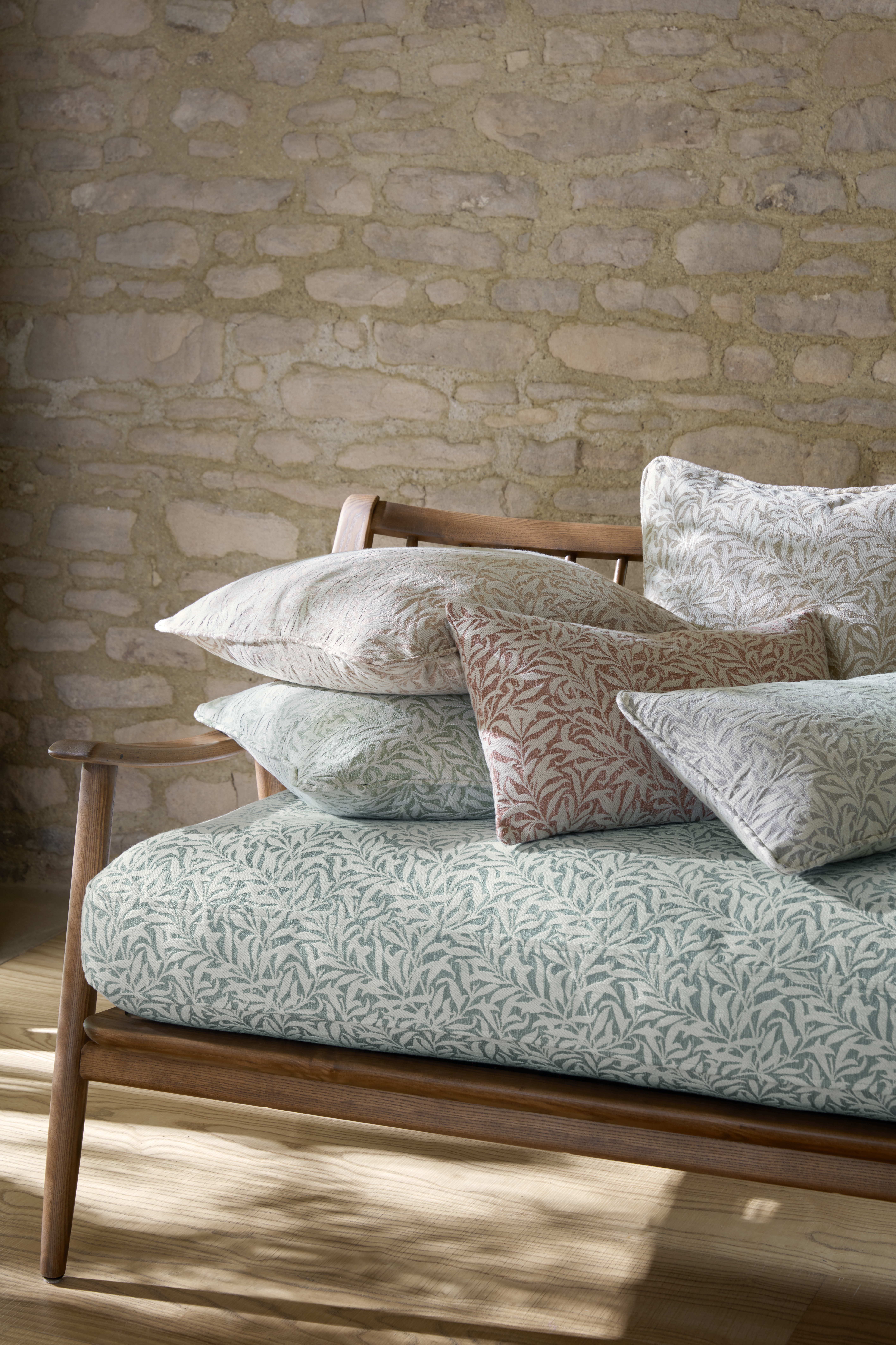 Текстиль William Morris By Ashley Wilde Flora & Foliage Vol 1 WILLOW BOUGH WOVEN BRICK