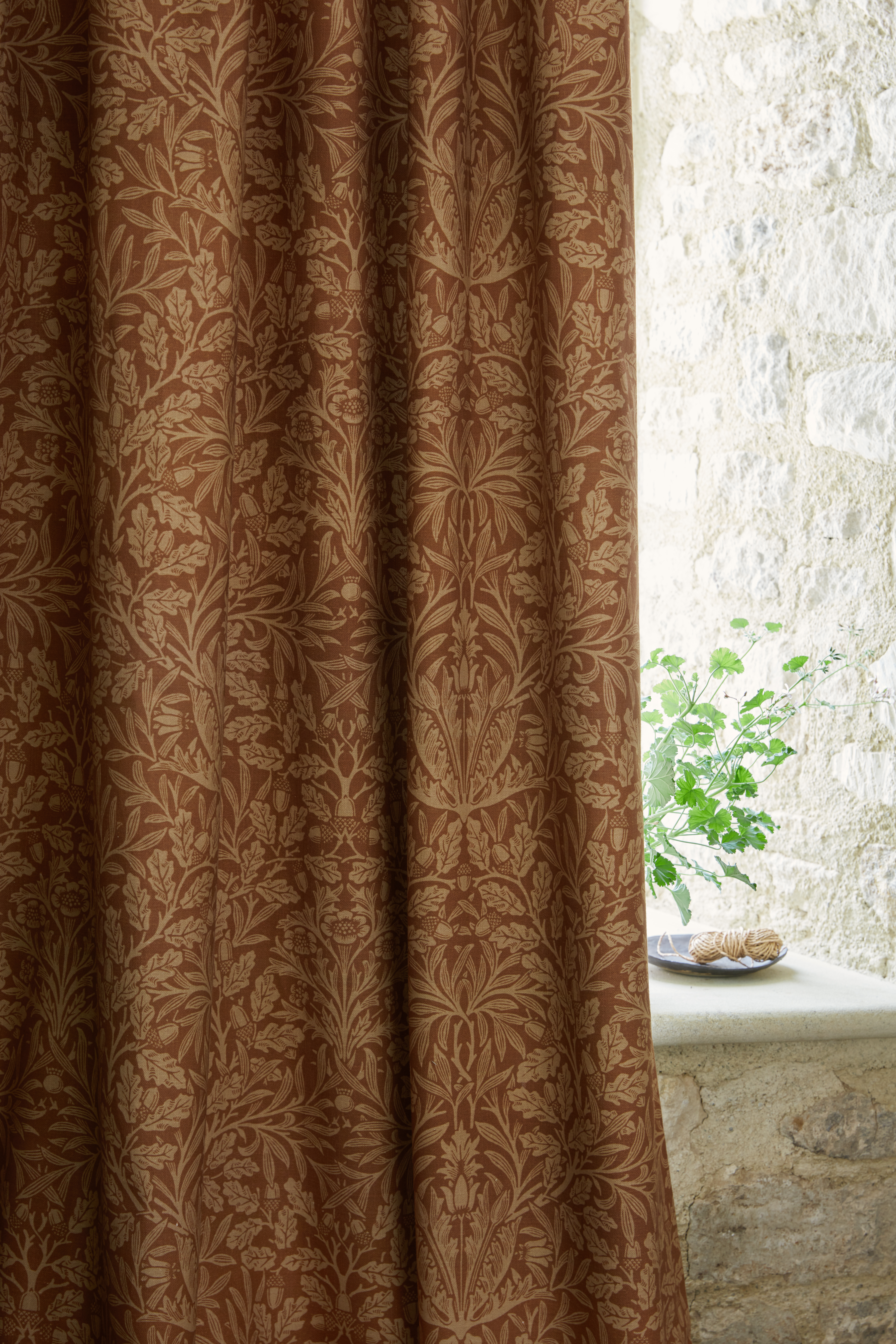 Текстиль William Morris By Ashley Wilde The Forager ACORN RUSSET